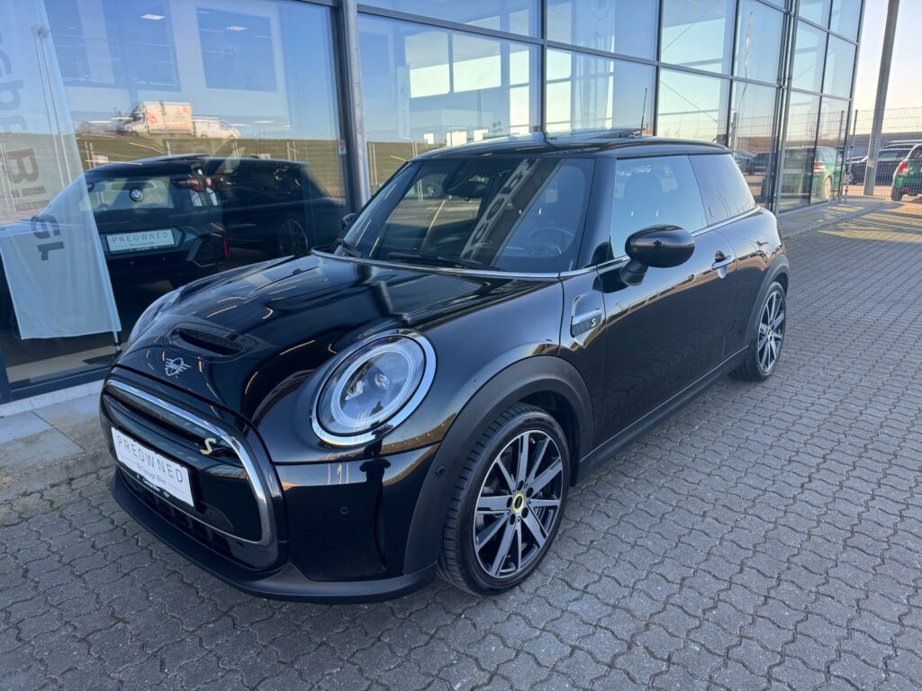 Concept Biler - BMW MINI Næstved - 8aa0cfa4 0d3a 4ddd aa34 2bf06c154a65