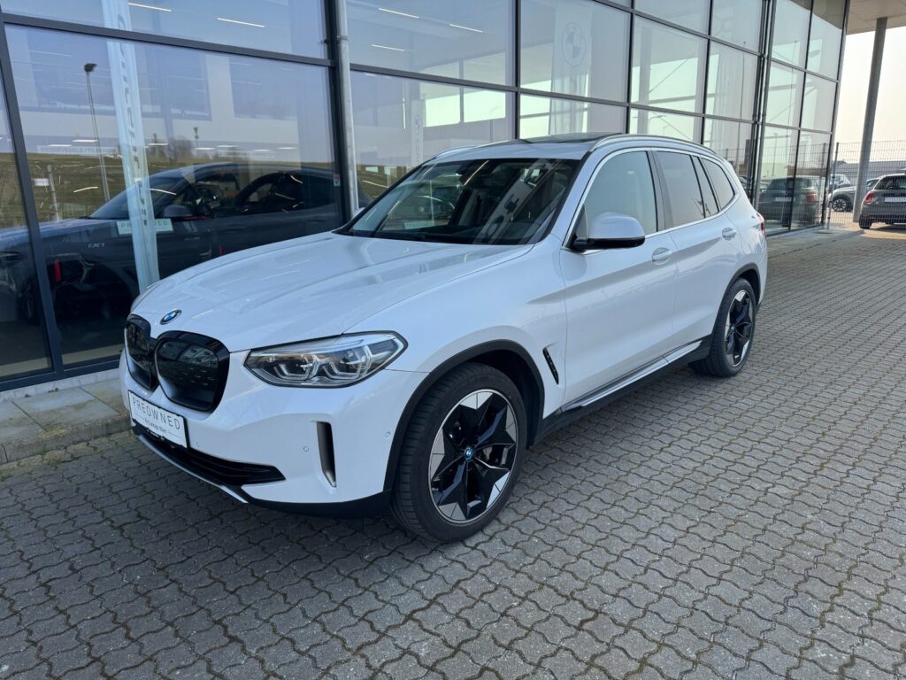 Concept Biler - BMW MINI Næstved - 6465a05c 29f8 403d a085 5b07cd87a106